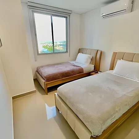 Panoramic Sea View 2 Br/pool, Gym Cartagena